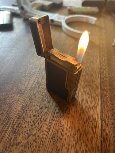 Briquet dupont plaqué or - st,